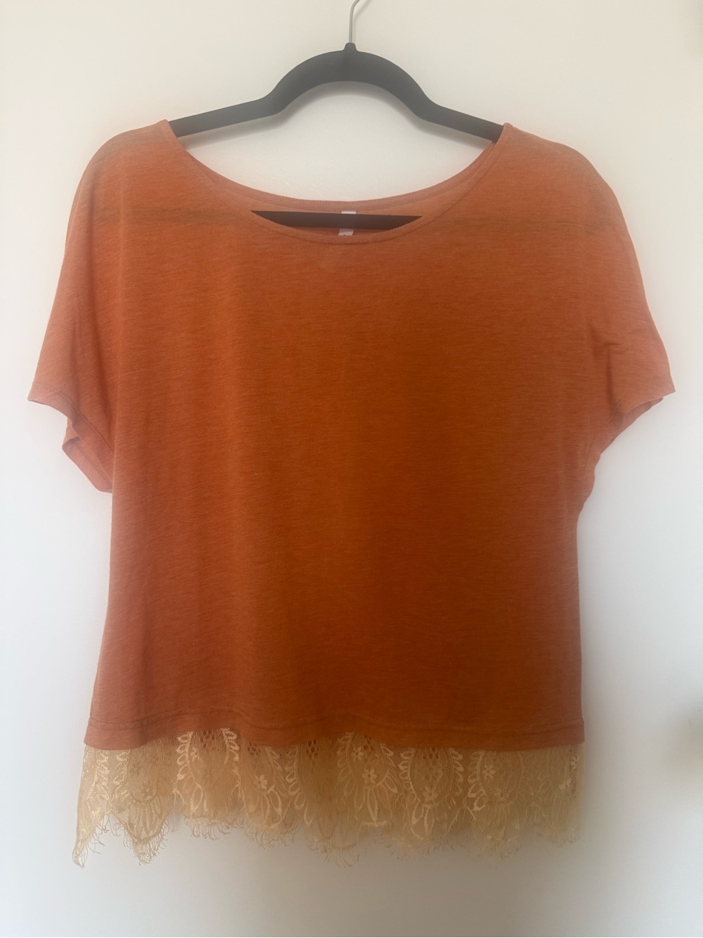 Aryn K Rust Orange Lace Hem Short Sleeve Top Estimated Size M